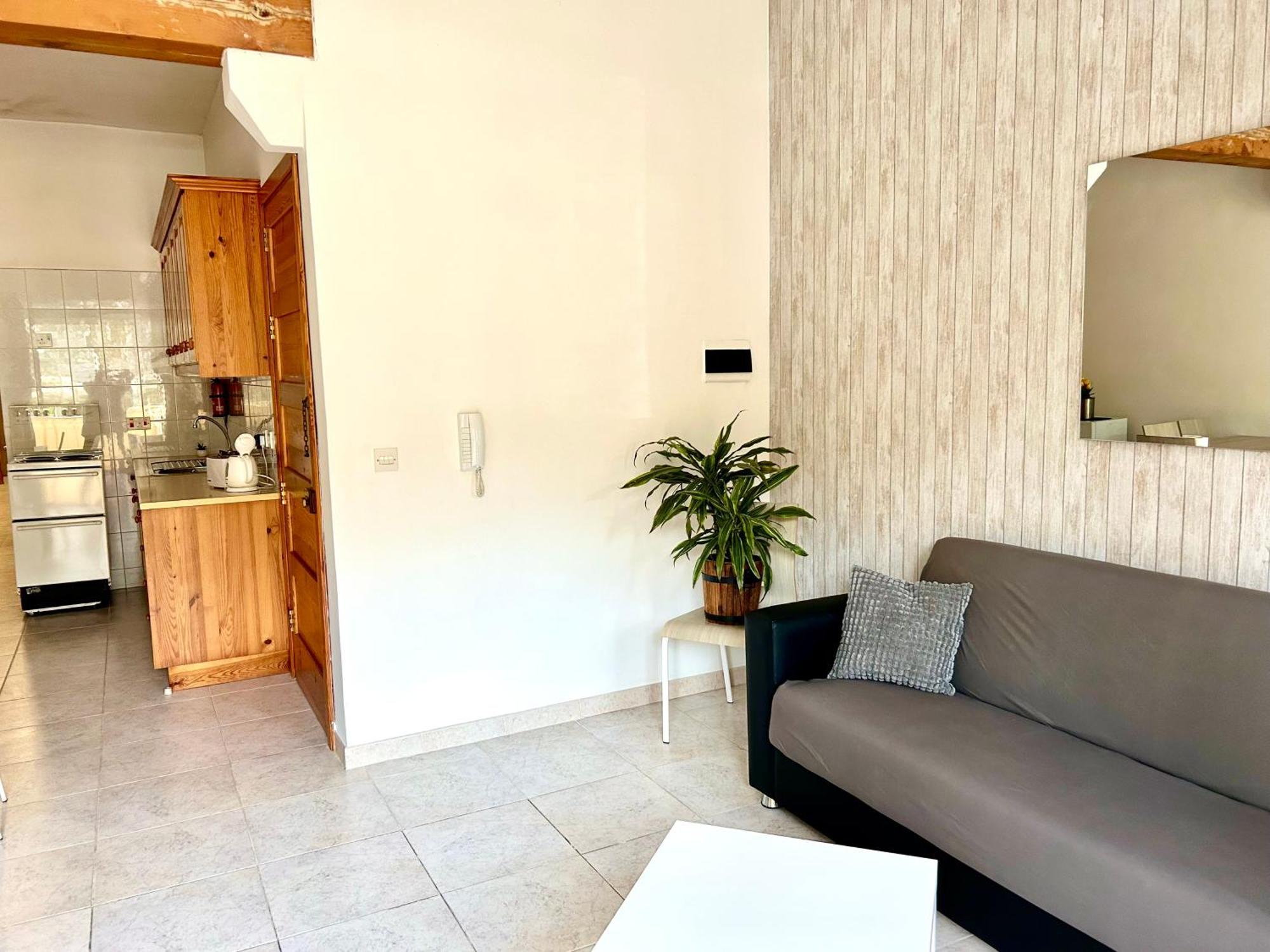 Arzella Apartments Xlendi Stylish Stay Near Beach Local Eats Exterior foto