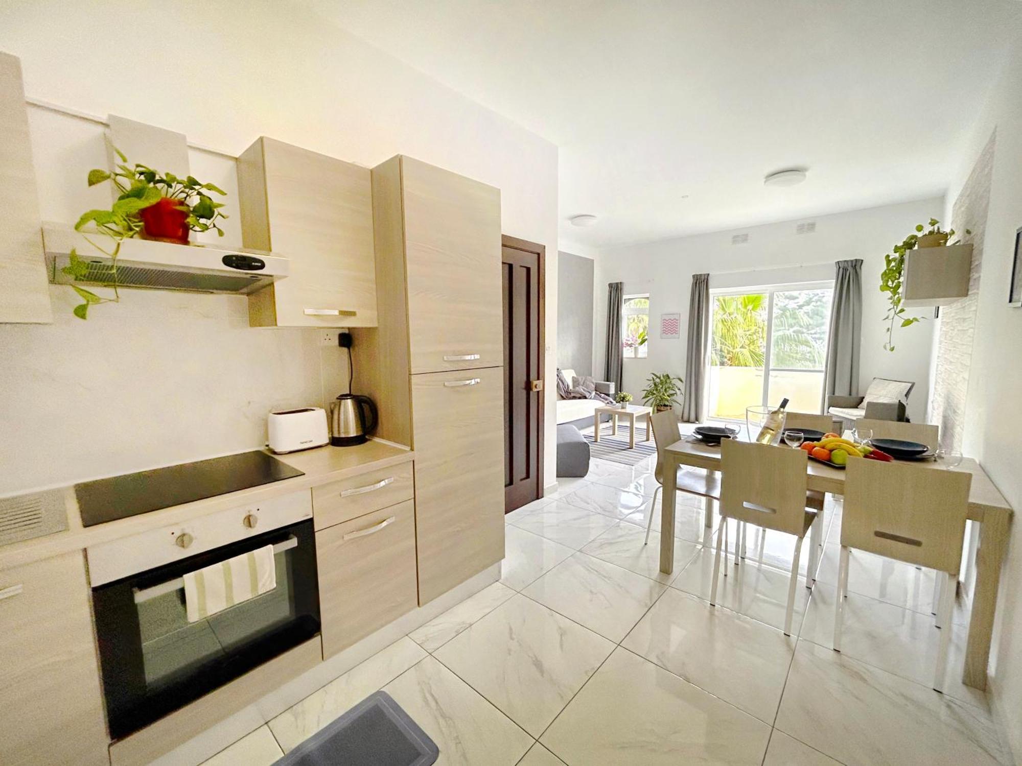 Arzella Apartments Xlendi Stylish Stay Near Beach Local Eats Exterior foto