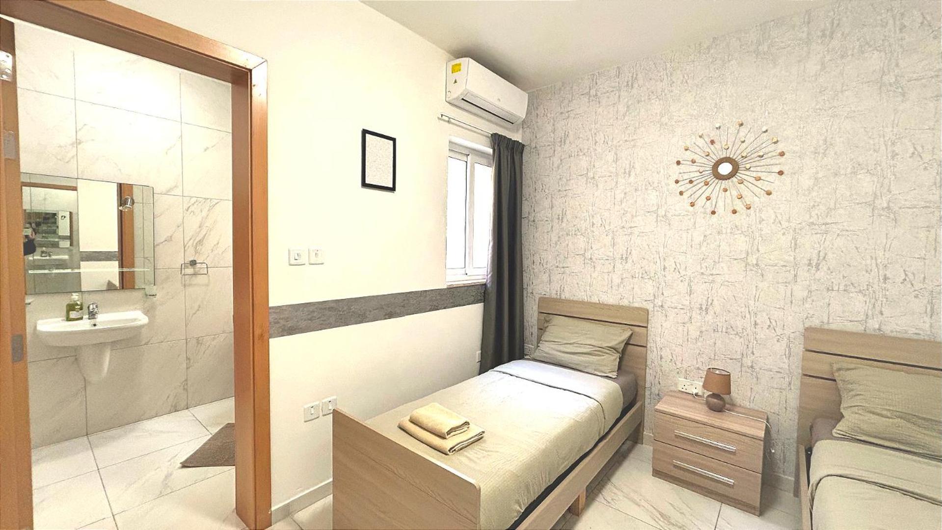 Arzella Apartments Xlendi Stylish Stay Near Beach Local Eats Exterior foto